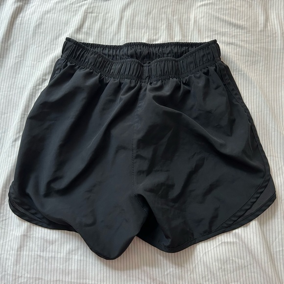 Nike Dri-fit Tempo Running Shorts - Picture 2 of 3